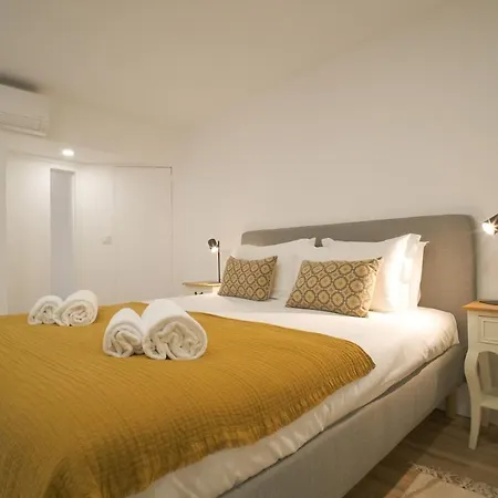 Svii - Romantic Alfama Retreat In Historic *