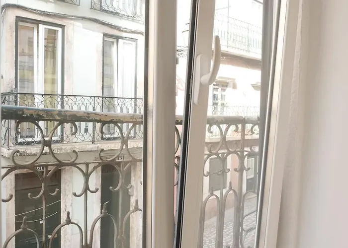 Svii - Romantic Alfama Retreat In Historic