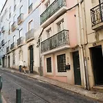 Svii - Romantic Alfama Retreat In Historic Apartament *