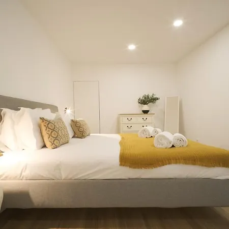 Svii - Romantic Alfama Retreat In Historic Appartement Lissabon